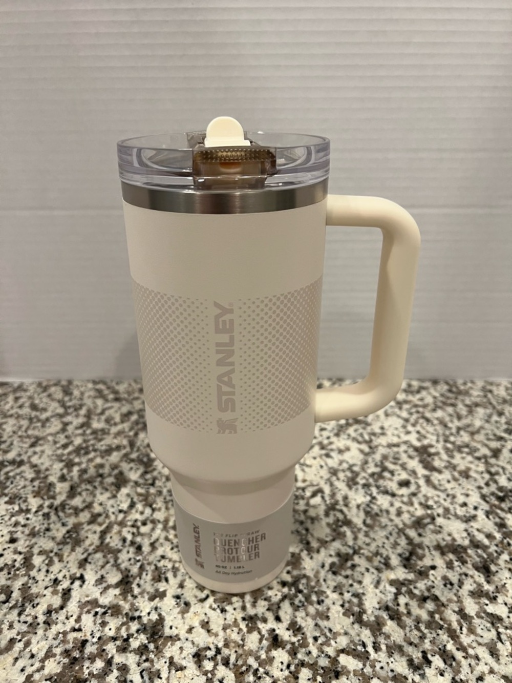 Stanley Cream Travel Mug with Handle New 40 Oz